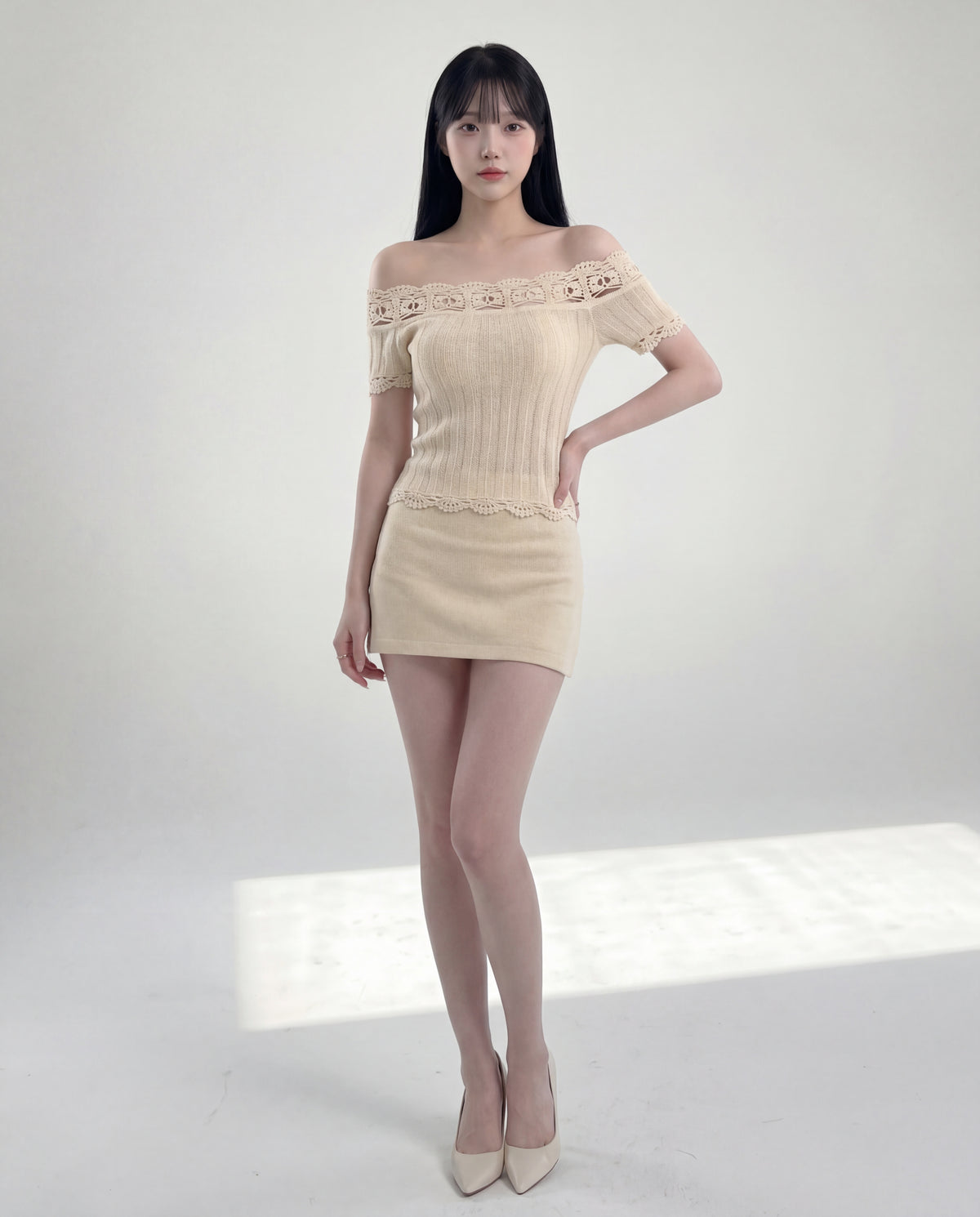 フレンチ・立体クロシェオフショルニット