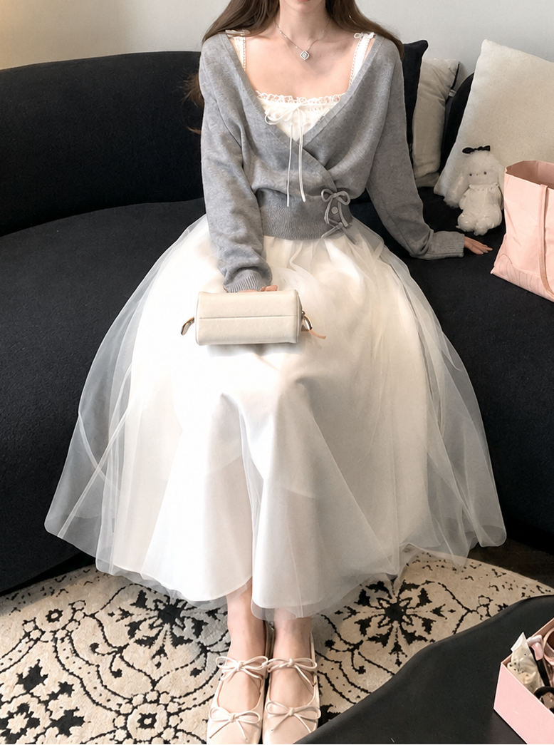 カシュクールリボンニット×チュールレイヤードワンピース