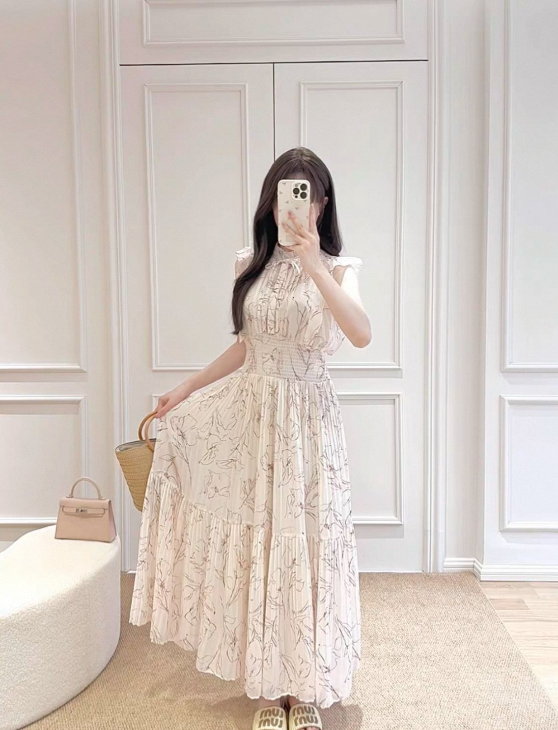 水彩花柄フリルスリーブ・プリーツロングワンピース