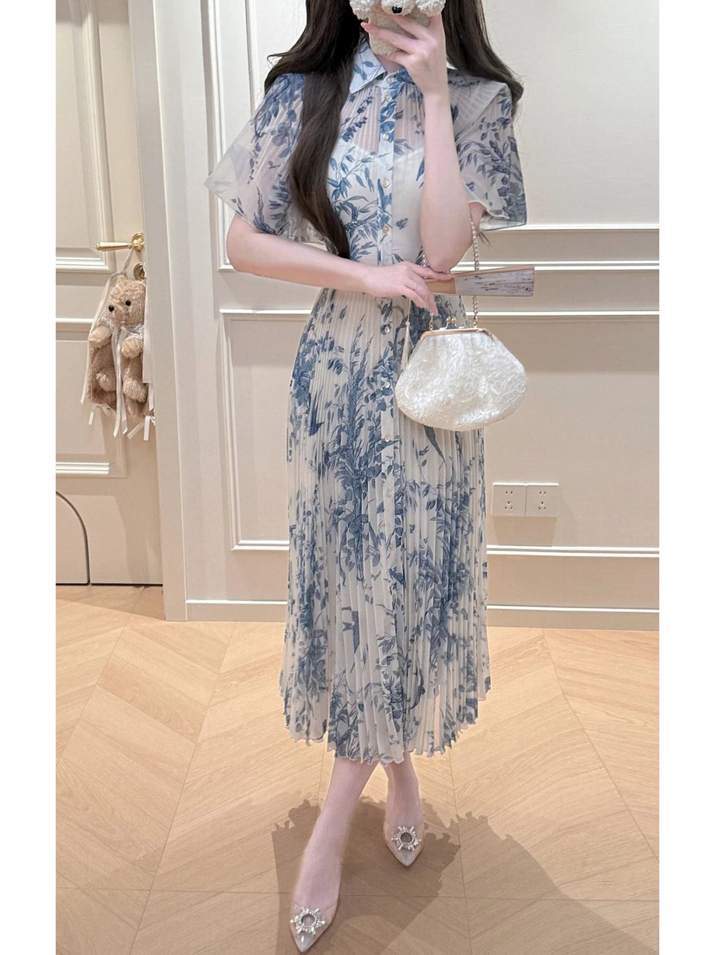 ノーブル・インクフローラルプリーツワンピース