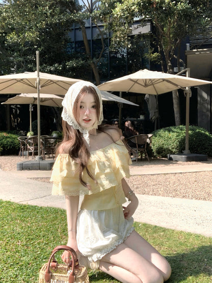 クリームシフォン・ラッフルオフショルブラウス